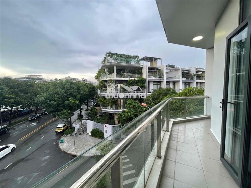 Cho thuê văn phòng góc 2 mặt tiền đường lớn giá 14tr - vạn phúc city
