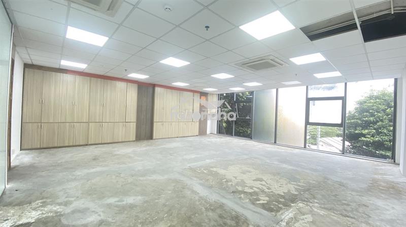 Văn phòng giá tốt 67m², nhiều ánh sáng, dễ setup tại tân bình