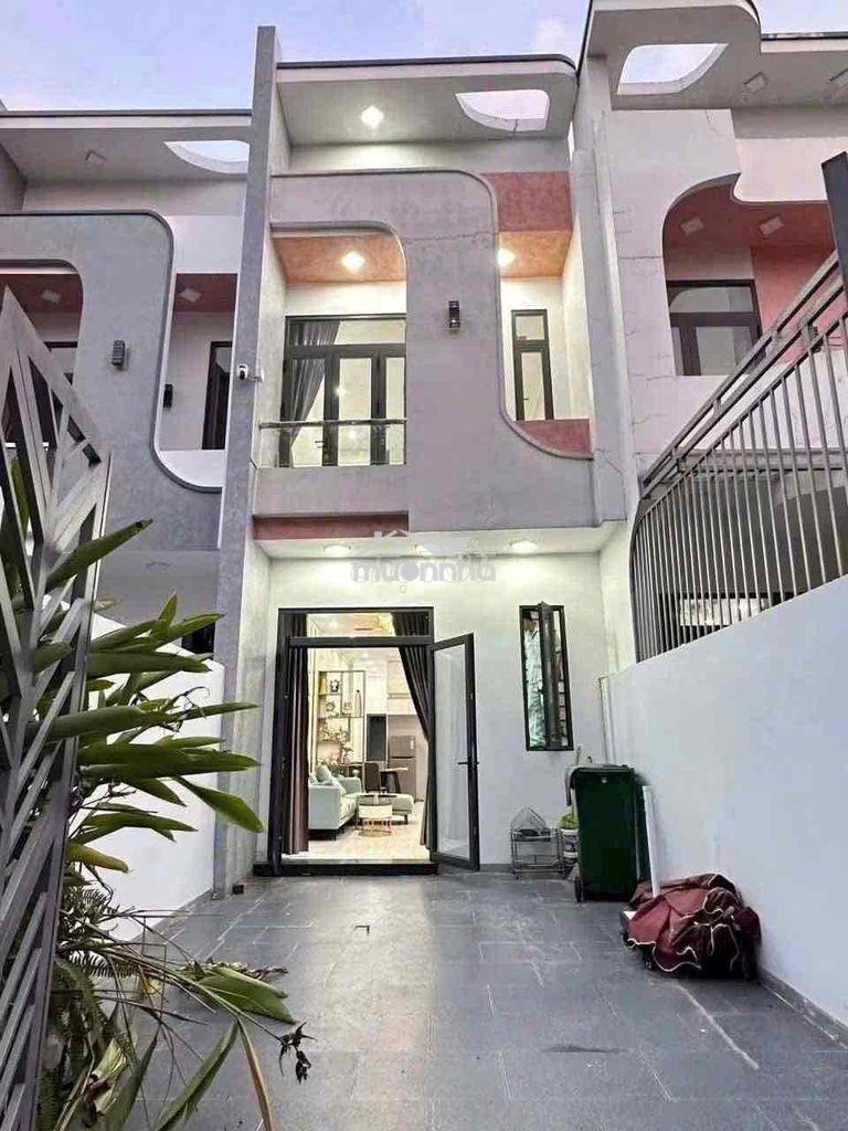 Cho thuê nhà 3 phòng ngủ full nội phú mỹ đối điện kdc hiệp thành 3