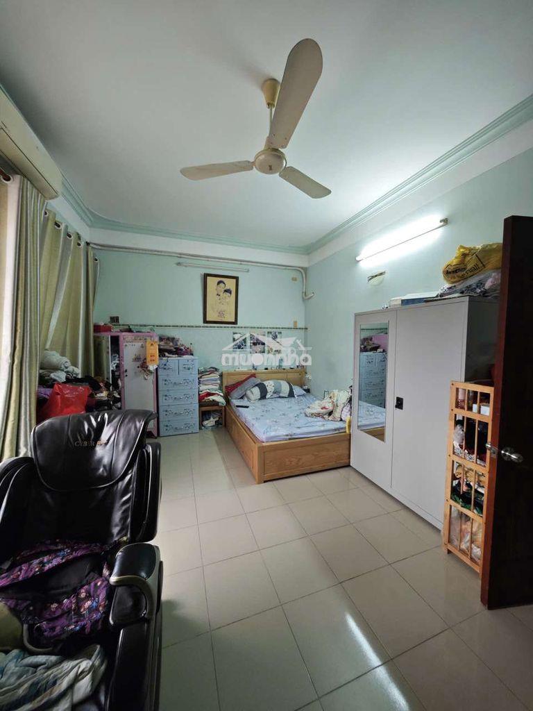 Nhà 4 tầng - gần aeon - 6m x 20m - 2