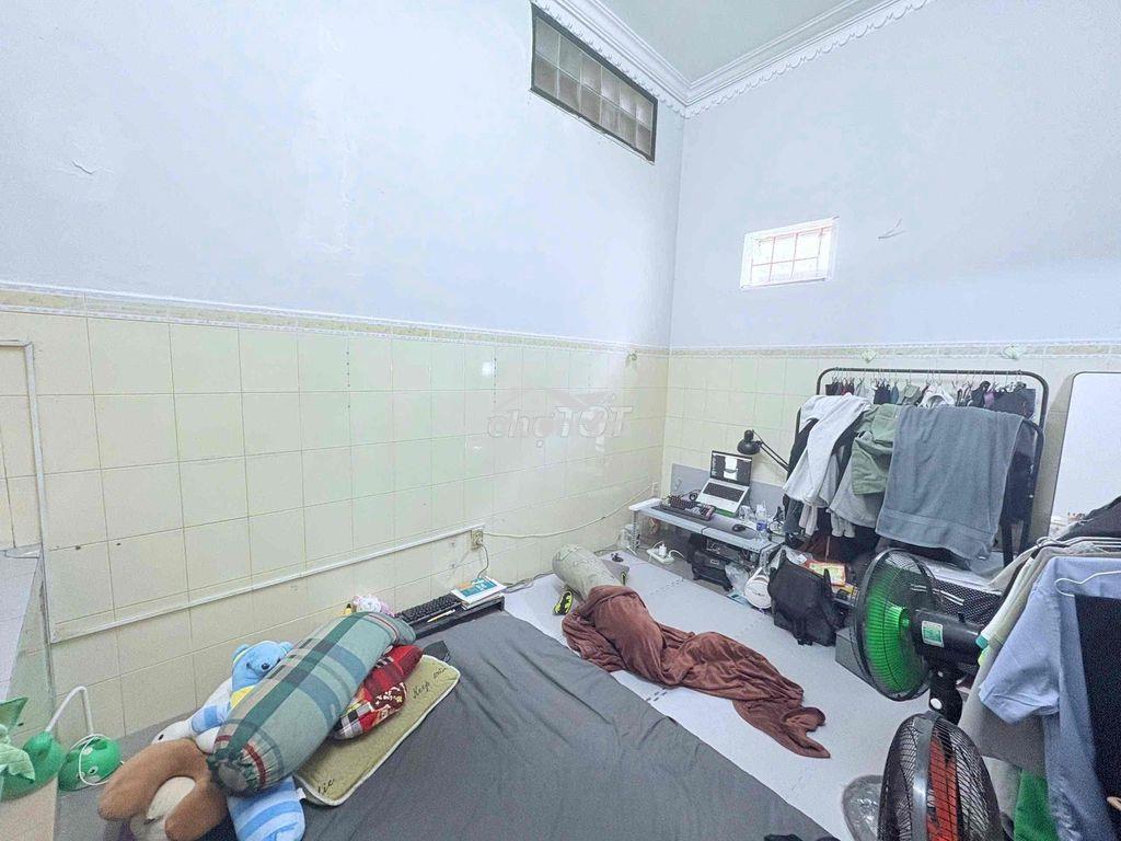 Phòng tầng trệt xe gửi bãi ngoài đường xô viết nghệ tĩnh p.25 - 2