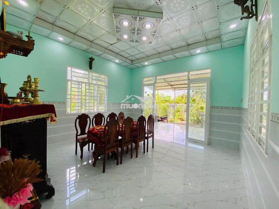 Chỉ 1.4 tỷ có nhà 251m2 đường nguyễn thị rành, 9.5x28m thổ cư, shr - 3