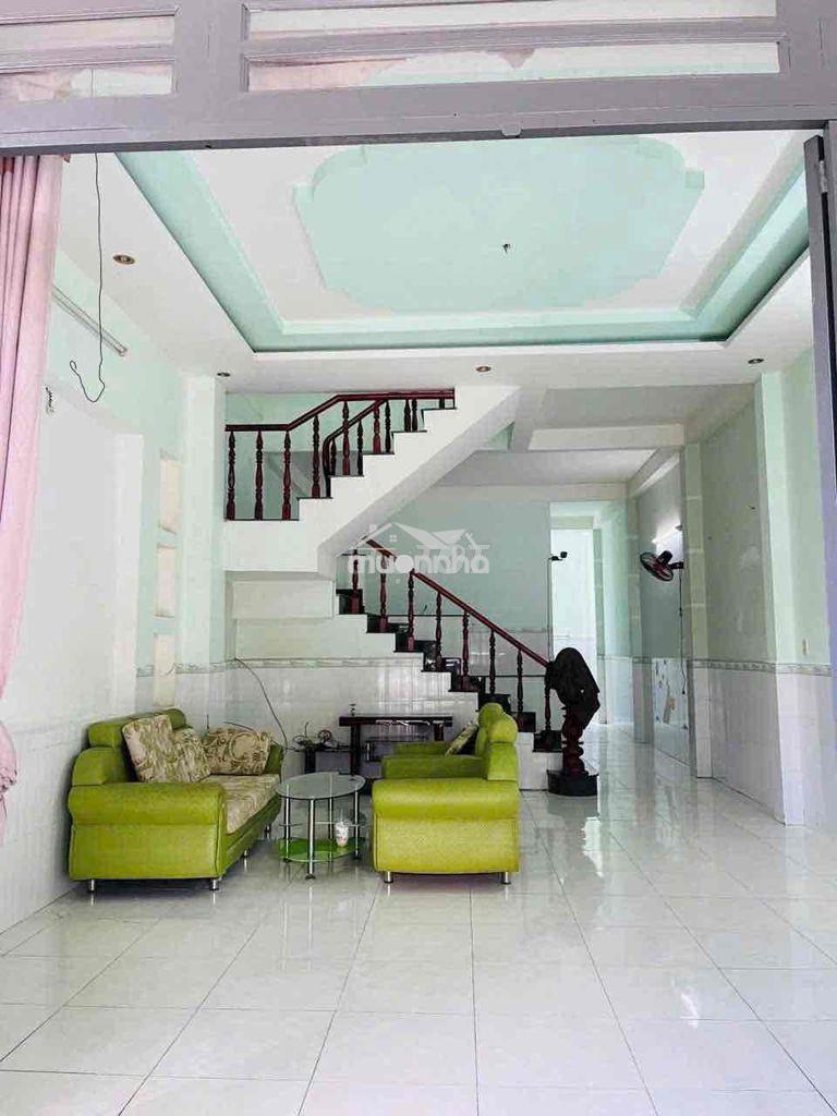 Cho thuê nhà đường nhựa 9 m thông, gần siêu thị bigc ( go) dĩ an - 3