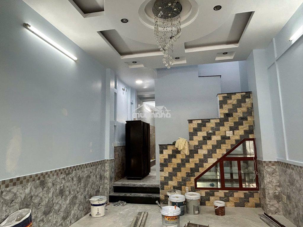 Chính chủ cần thuê nhà nguyên căn - nhà mới sơn sửa đẹp  - 2