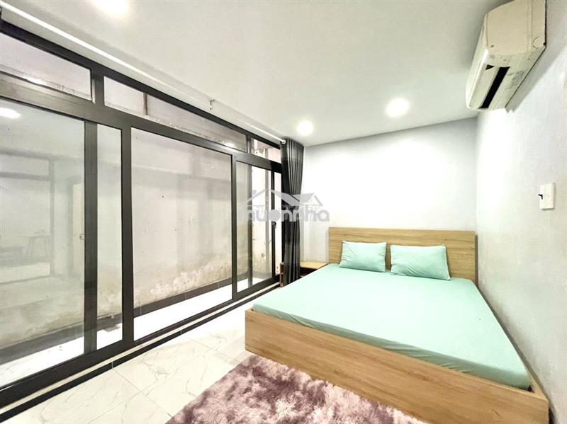 Căn hộ tách bếp thoáng mát ngay đối diện bv hoàn mỹ
