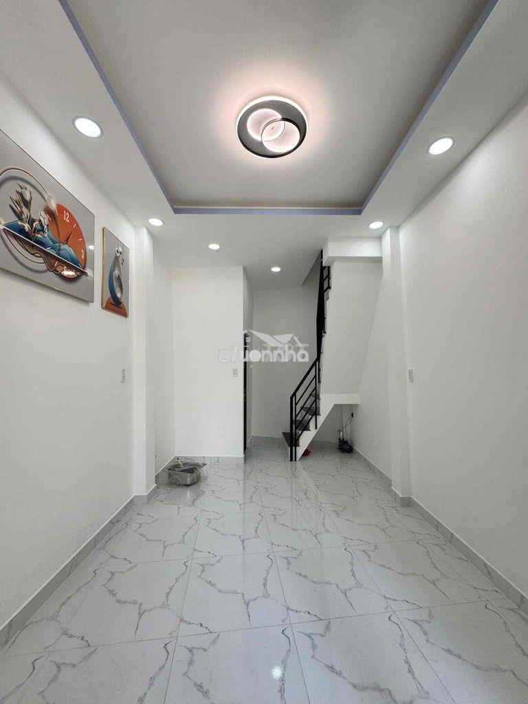 3 tầng 3 phòng ngủ , ko dính quy hoạch giá 2t88 còn thương lượng - 2