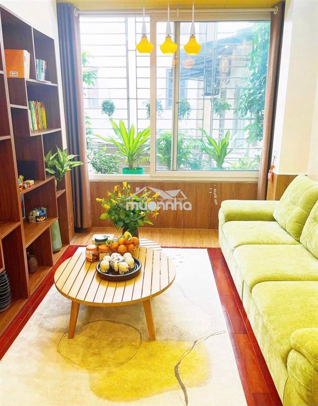 ( Hoa hồng 1 tháng ) có sân,oto đỗ cửa vào nhà, làm văn phòng,bán hàng