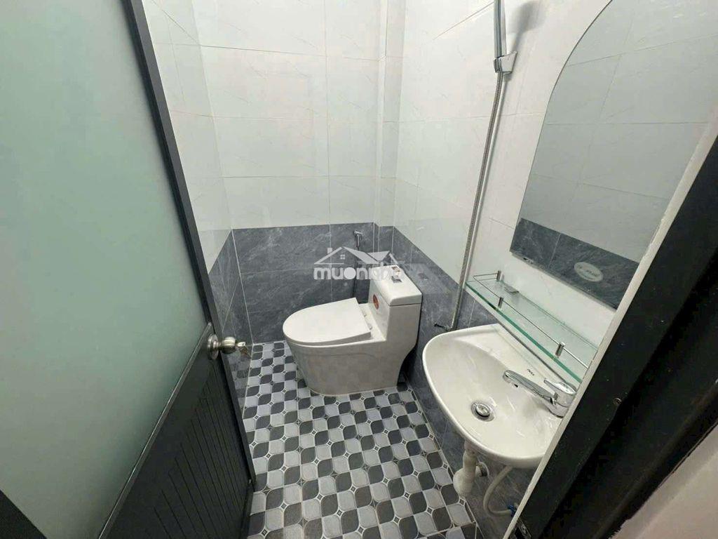 Cho thuê nhà đường quốc lộ 50 dt.4m×5m } 1 lầu 2 phòng ngũ 1 toilet. - 3