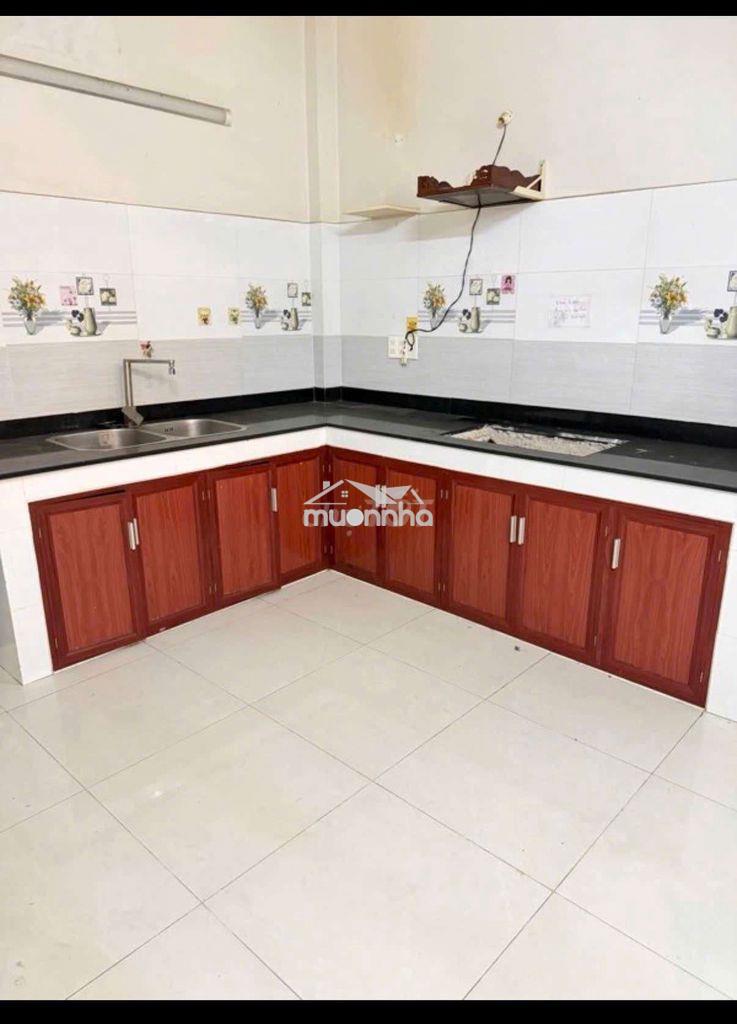 Q10- nhà mới - 4 tầng - 4 phòng ngủ - 14 triệu tl - 2