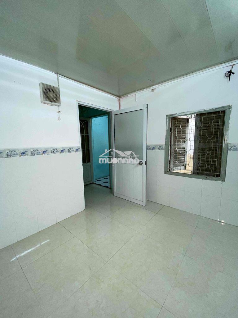 Chung cư 2pn lầu 3 - 352 trần phú, quận 5 - 4