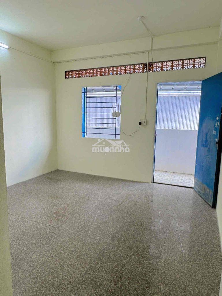 Nhà trọ giá rẻ cnc chỉ từ 2.600.0000 phòng diện tích 34m2 phòng không - 2
