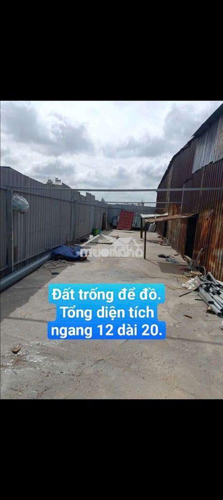 Cho thuê kho 12*20 ( gồm 2 cái tôn + 1miếng. đường võ văn vân ấp 4 - 4