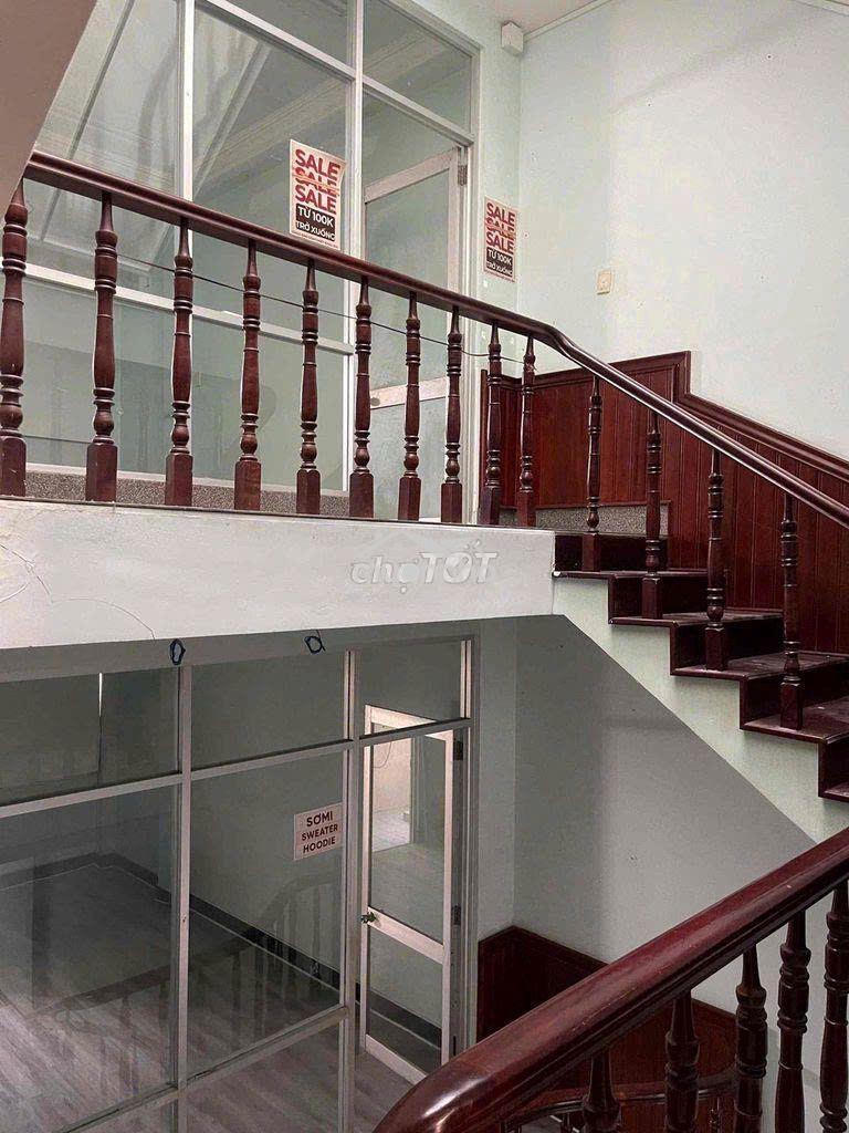 Cho thuê nhà, hxh 6m, 2xx/ tô hiến thành, dtsd 390m2, p.13, quận 10.  - 3