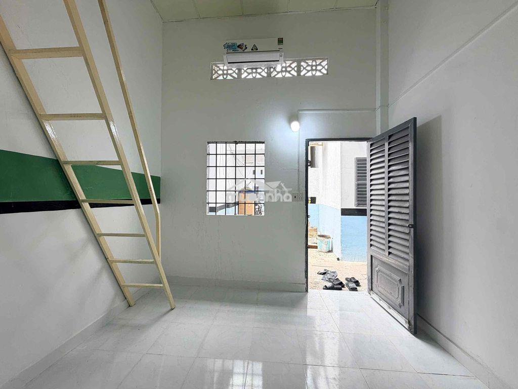 Phòng mới sẵn nội thất - 7p đi đh ktkt bình dương - Ảnh 3