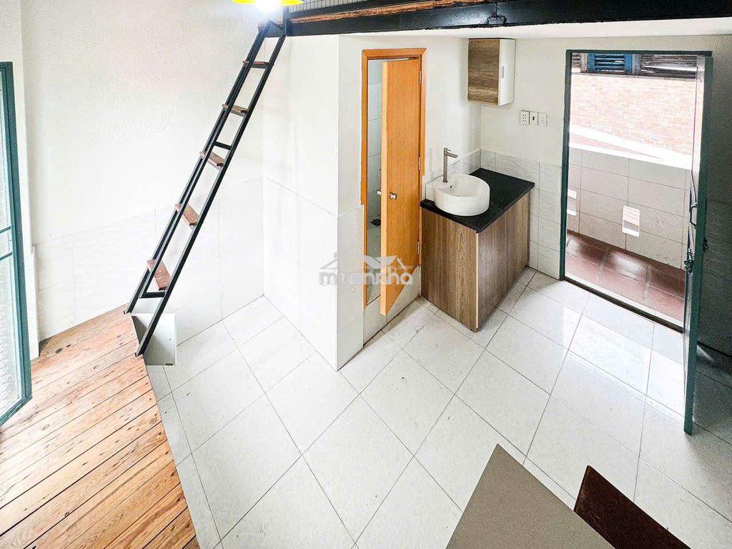 Chính chủ cho thuê phòng ngay lê văn việt. đh gtvt - 2