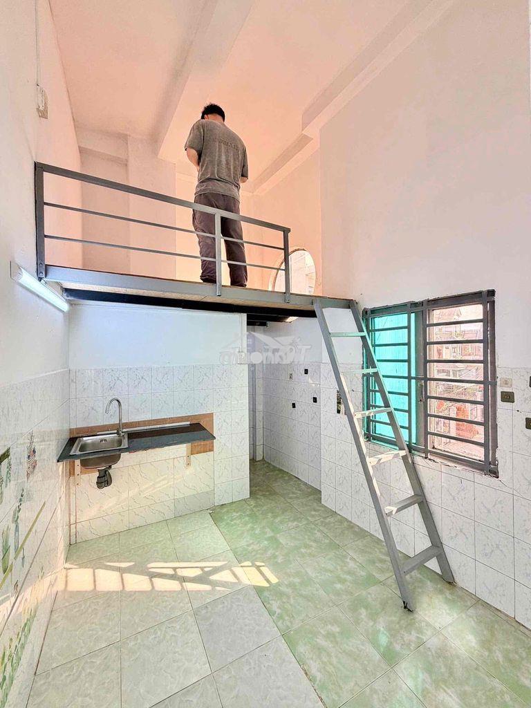 Phòng trọ  gác cao sát bên aeon tân phú, đại học công huit thương - 4
