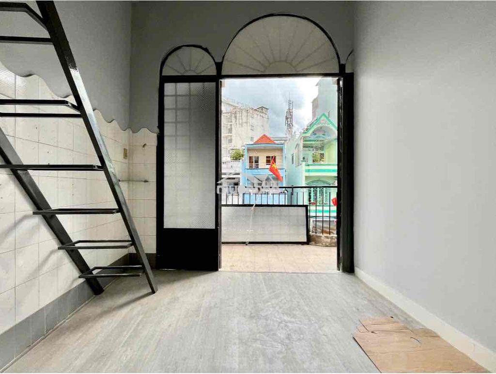 Duplex đầy đủ nội thất gần đại học y dược đại học mở - 4