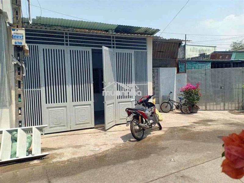 Cho thuê nhà cấp 4, 5x24m, 2pn, đường xe tải thông, nvq, đht, q12