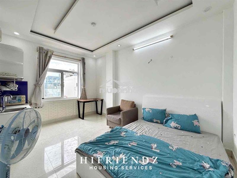 Khai trương studio ngay đại học sài gòn (sgu), đại học y dược…