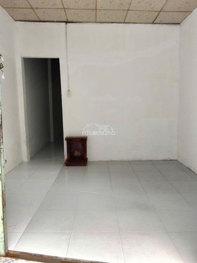 Chính chủ cho thuê nhà nguyên căn hẻm 687 kinh dương vương