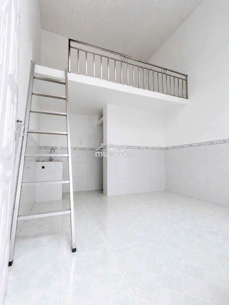 Vincom ngã tư 550, kcn visip1,kcn sóng thần, giờ tự do 