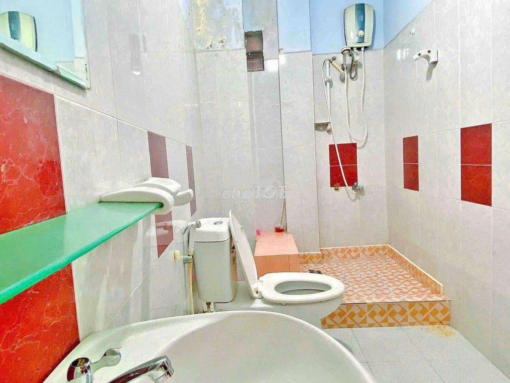 Phòng đủ nội thất ngay 585/6 sư vạn hạnh, đối diện đt huflit chỉ 5tr - Ảnh 4