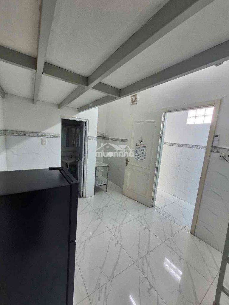 Cho thuê phòng trọ có gác mới nội thất bóc seal gần lý thường kiệt - 4