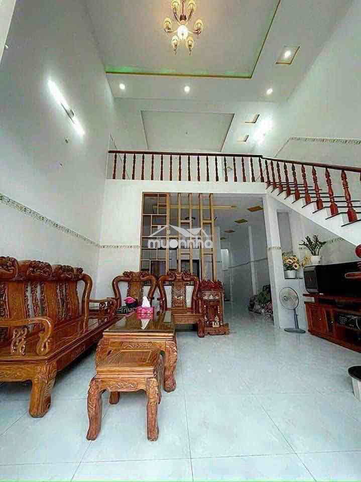 Cho thuê nhà mới tinh sạch sẽ gác lửng 2p ngủ hẻm xe hơi lê thị dung