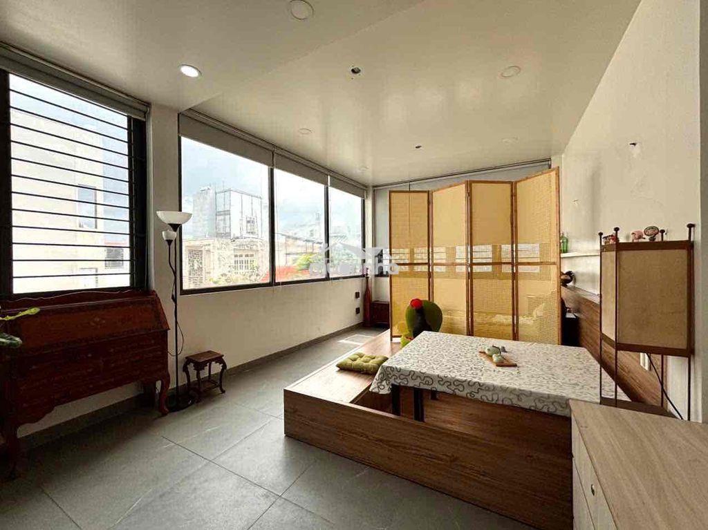 Cho thuê căn hộ siêu cửa sổ nội thất cao cấp view bờ kè hoàng sa q3 - 2
