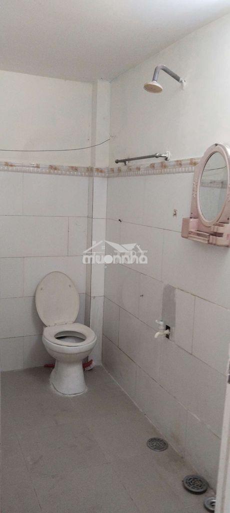 Cho thuê ki ốt ( phòng trọ) mặt tiền đường bình chuẩn 31, có gác máy l - 3