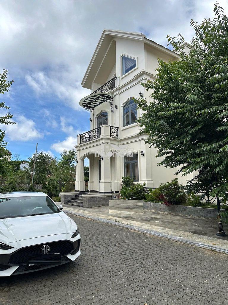 Bán biệt thự kiến trúc cổ điển  272 m2 khu royal - villa mănglin p7