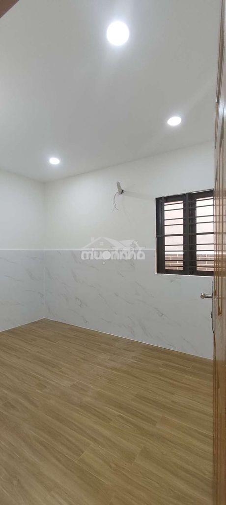 Cho thuê  nhà . hẻm xe  hơi. p 15 q. 8. - 4