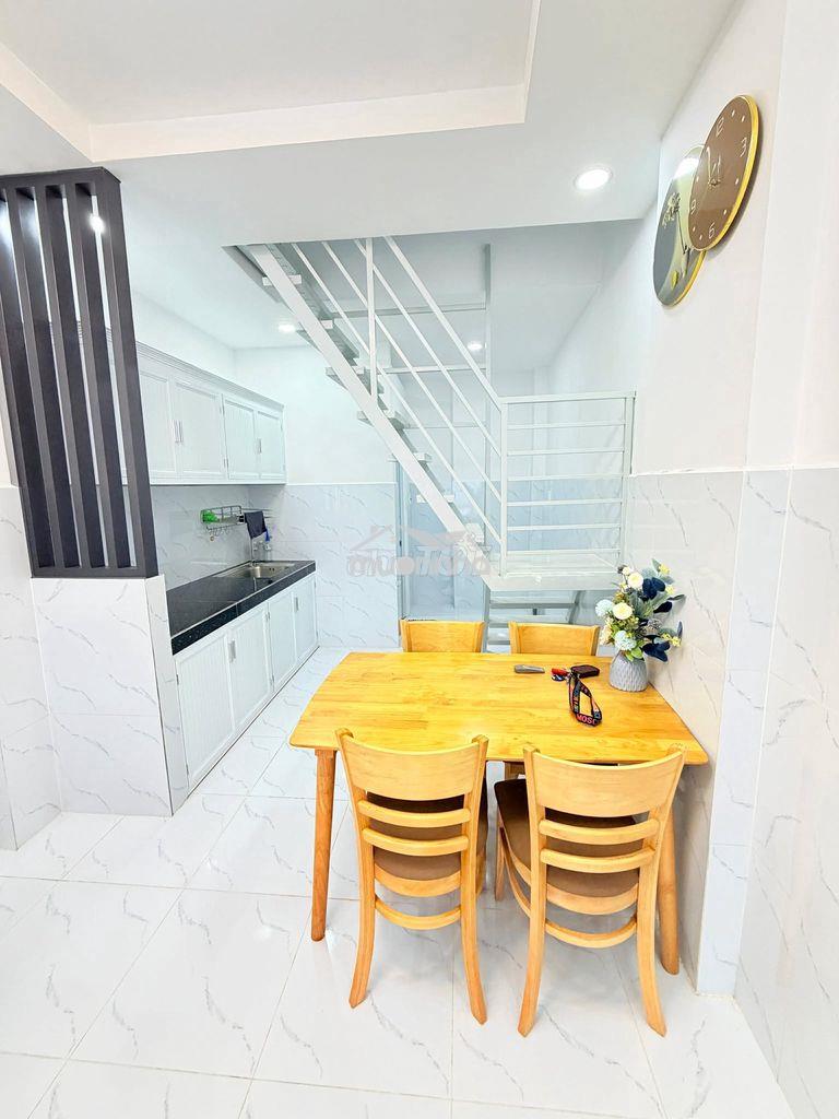 Lô góc kinh doanh lý chính thắng, quận  3, 18m2 hẻm xe tải, nhỉnh 2 tỷ - 3