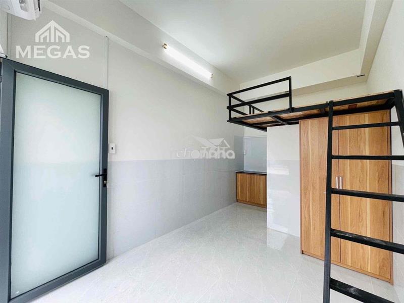 Khai trương siêu phẩm gác cao 2m đứng được , gần dh y dược , siêu thị