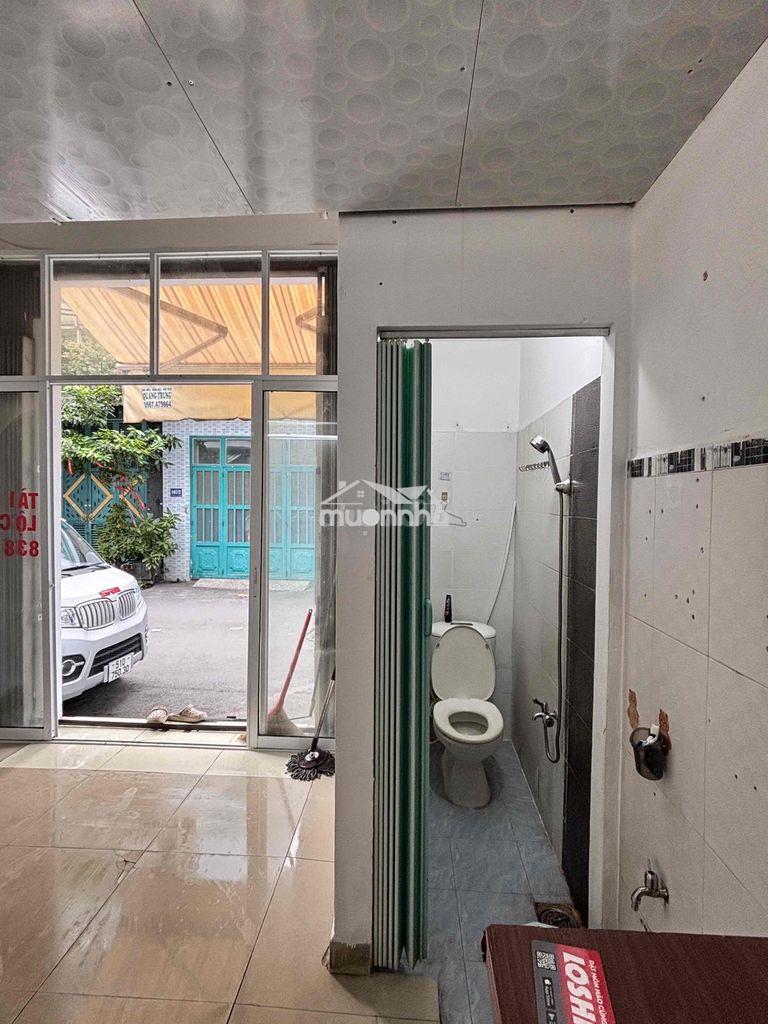 Nhà mặt tiền hẻm rộng, tiện ở kết hợp kinh doanh - Ảnh 4