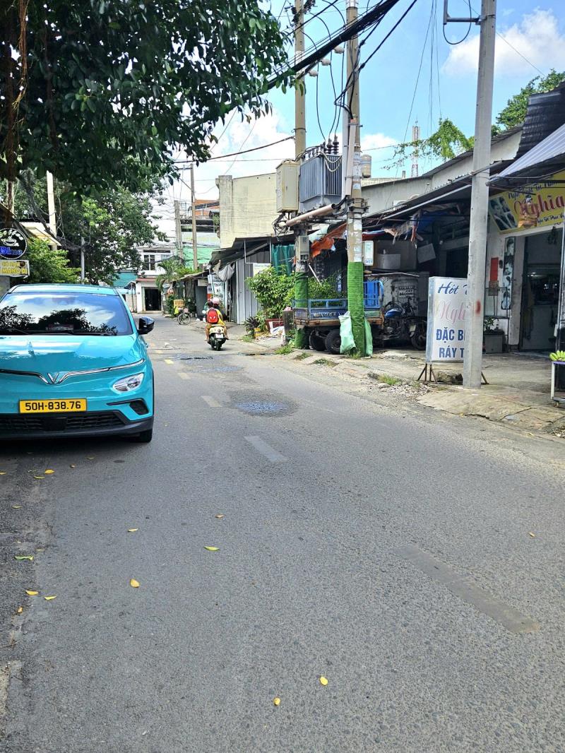 Nhà cấp 4 - mặt tiền đông hưng thuận quận 12 - 3