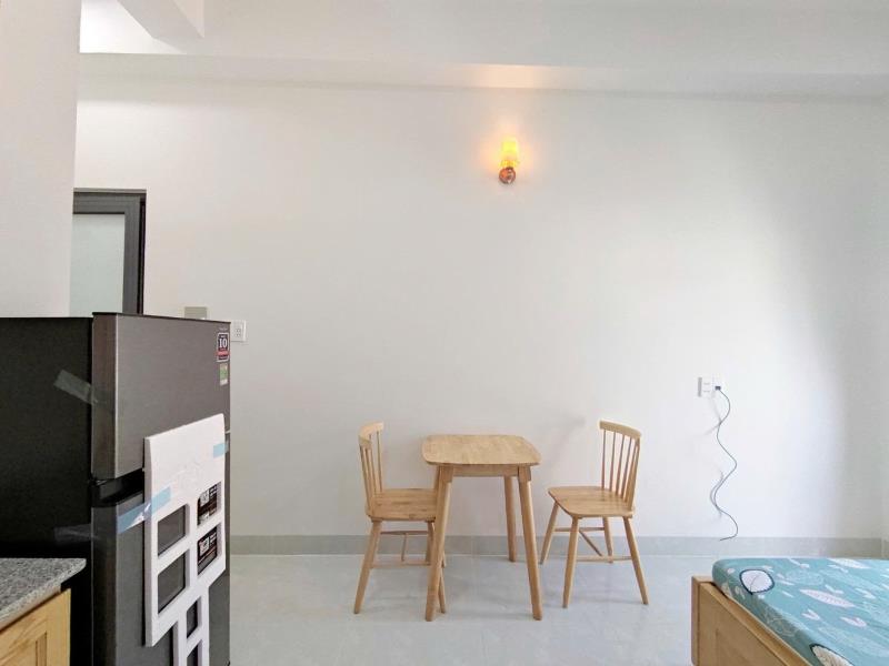🏡 Cho thuê căn hộ ban công có thang máy (nhận thuê ngắn hạn/lẻ tháng) – tăng bạt hổ, bình thạnh  - 4
