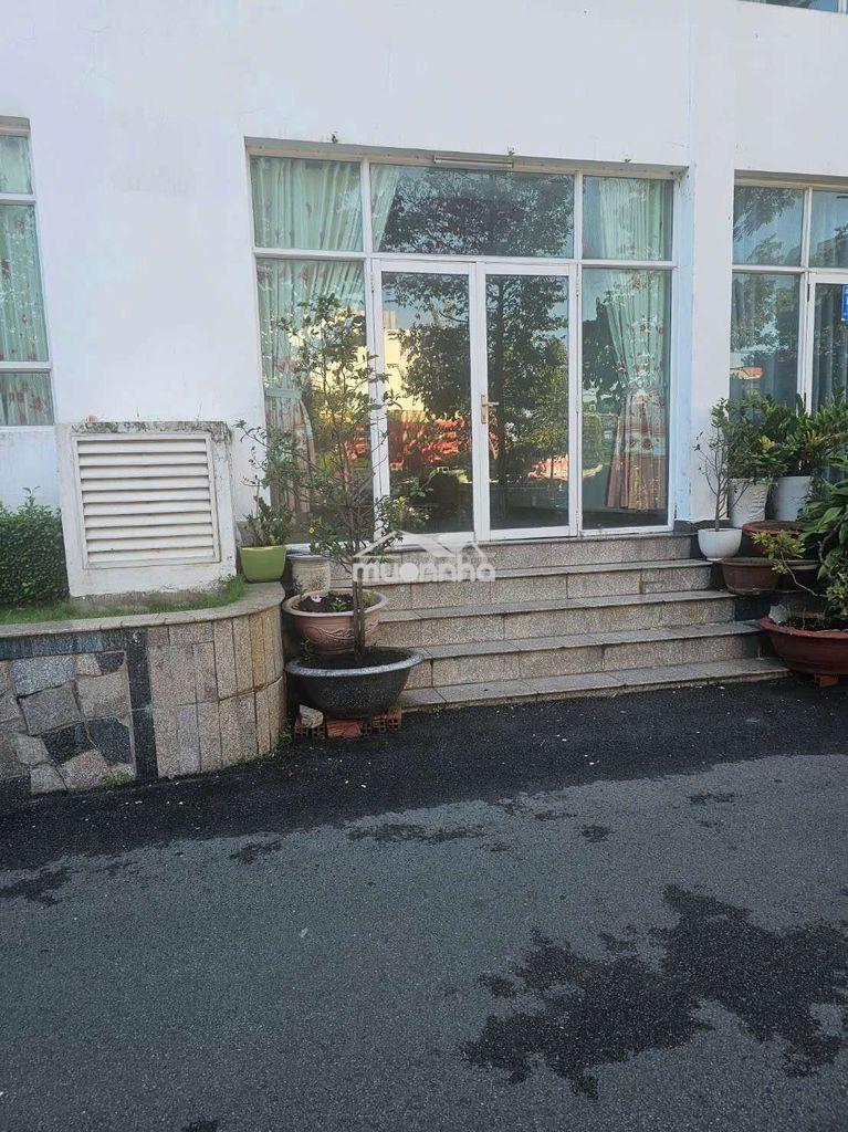 Bán căn góc tầng trệt 115m2 3 phòng ngủ 2 phòng vệ sinh