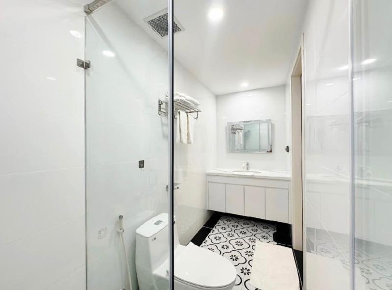 Cho thuê studio ban công 35m2 có máy giặt riêng ngay bờ kè hoàng sa - cầu thị nghè - thảo cầm viên sg - 4