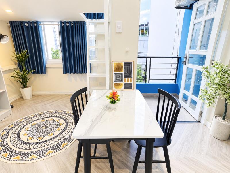 Duplex ban công nguyễn cửu vân – phòng rộng, thoáng – gần nhiều trường đại học