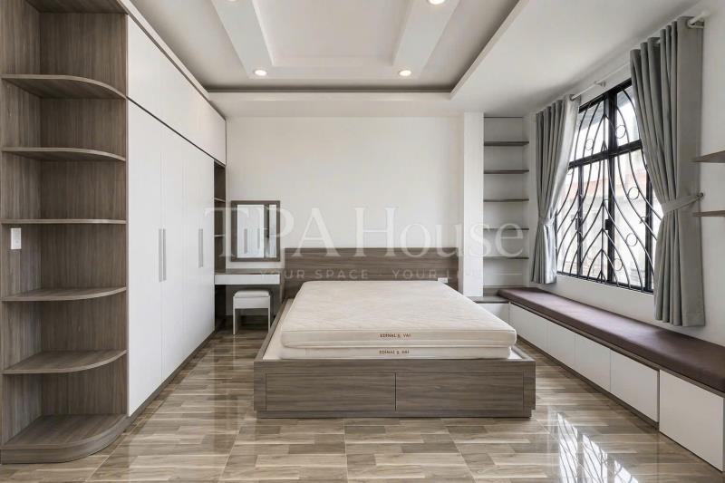 Cho thuê căn ban công lớn, full nội thất (bình thạnh) gần vlu, iuh. - 2
