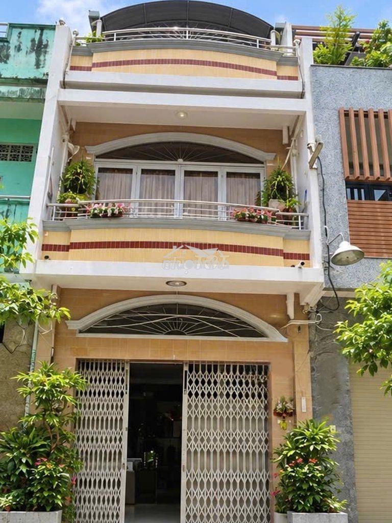 Nhà hồng bàng, gần cầu vượt cây gõ, sát mặt tiền thuận tiện kinh doanh