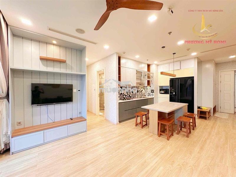 Cho thuê 2pn vinhomes golden river q1 – view city – 79m² – 27tr 🏡