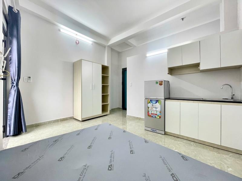 Cho thuê phòng trọ ban công riêng full nội thất đường dương quảng hàm  gần vlu3, iuh, gia định  cùng nhiều tiện tích nổi bật - Ảnh 3