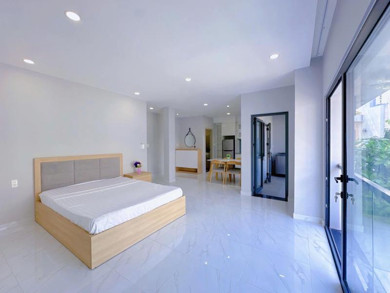 Cho thuê studio ban công 45m2 full nội thất ngay ngã tư hàng xanh - học viện cán bộ tphcm- chợ bà chiểu - Ảnh 2