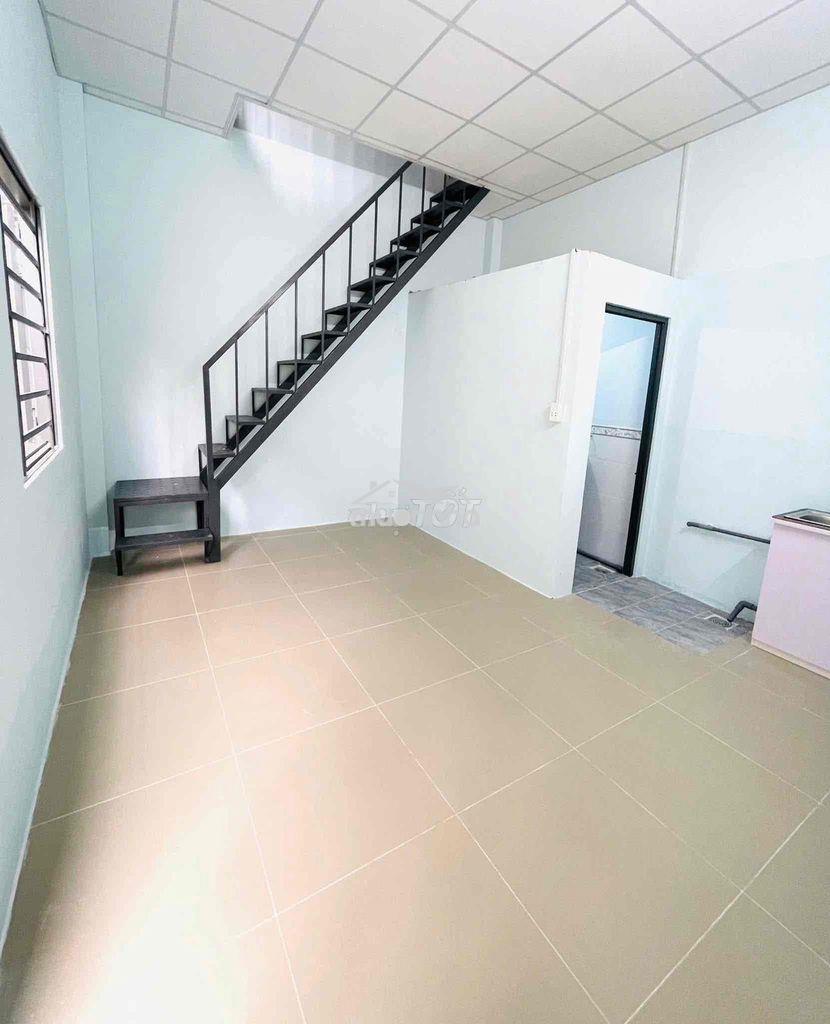 Cho thuê dãy phòng 1 trệt - gác lửng 35m2, ngay chợ tân hương, tân phú - Ảnh 4