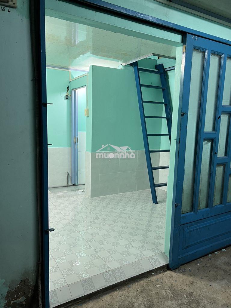 Cho thuê nhà mới, chính chủ, dt 20m, gần chợ, an ninh - Ảnh 2