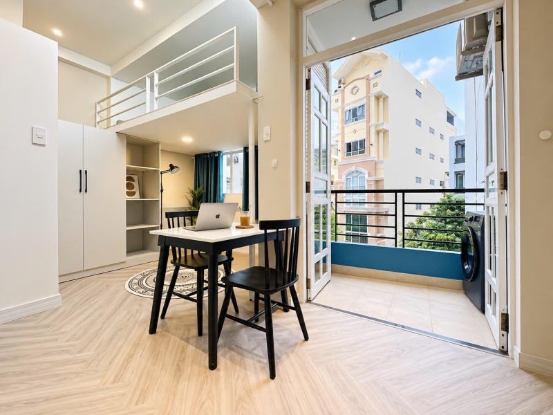 Cho thuê duplex ban công 30m2 có máy giặt riêng ngay ngã tư hàng xanh - cầu thị nghè - thảo cầm viên - đài truyền hình tphcm