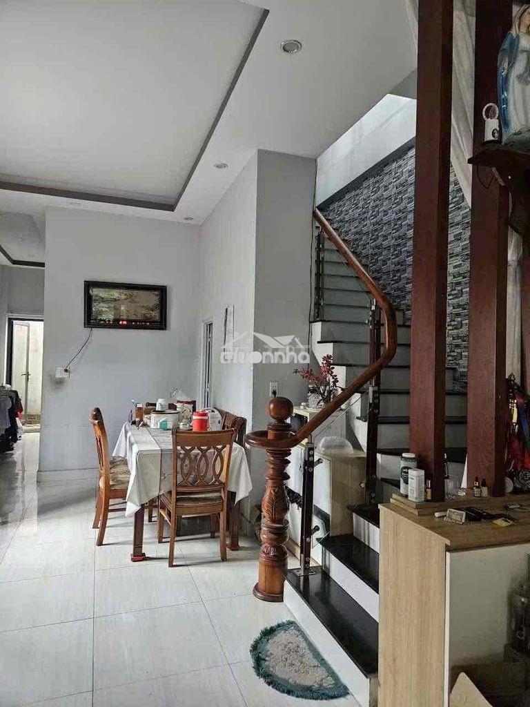 Sót lại căn nhà trệt lầu phúhoa 6x21 tc70m2 chủ xây ở kiêncố,hiện đại - Ảnh 2