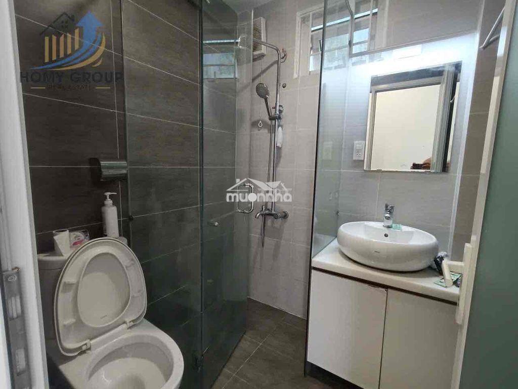 Cần bán biệt thự khu ven sông,sân vườn, 238m sẵn nội thất 3pn 3wc - 3